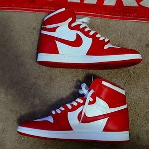 Air Jordan 1 Retro New Beginnings men sz 10.5